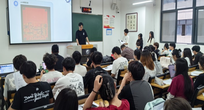 机械与材料工程学院开展创新创业训练营活动